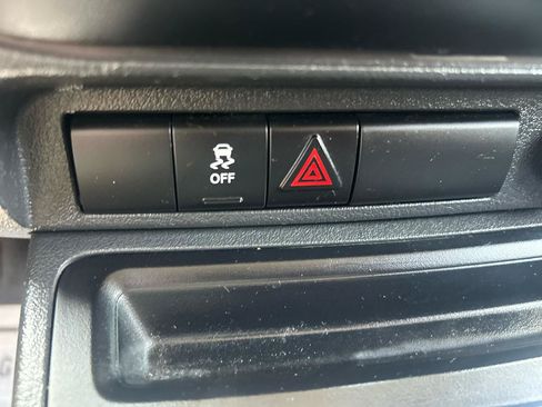 Used 2015 Jeep Compass Sport FWD image 21