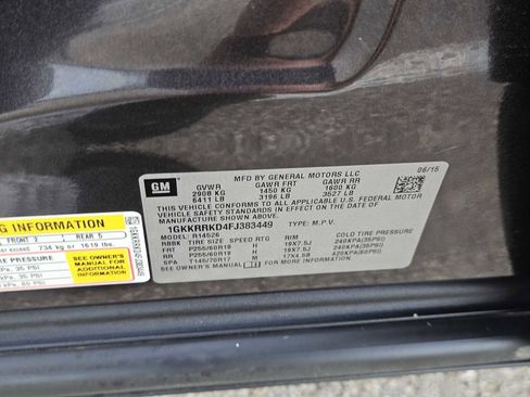 Used 2015 GMC Acadia SLT FWD image 30