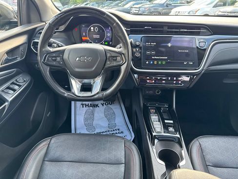 Used 2023 Chevrolet Bolt EUV Premier w/ Sun & Sound Package FWD image 26