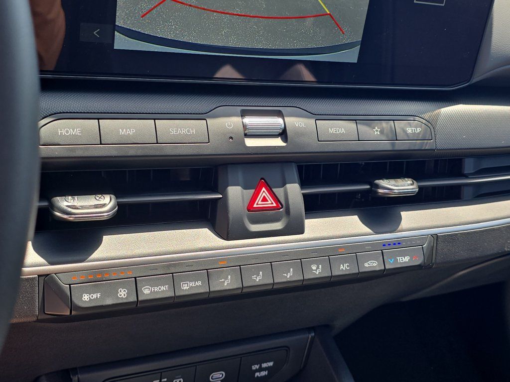 New 2026 Kia K4 FWD image 24