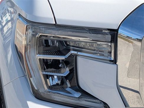 Used 2019 GMC Sierra 1500 SLT w/ SLT Premium Plus Package image 9