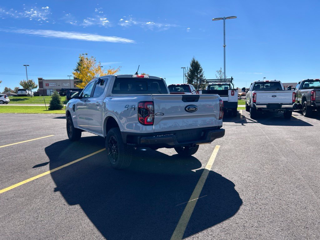 New 2026 Ford Ranger Lariat w/ Black Appearance Package AWD/4WD image 8