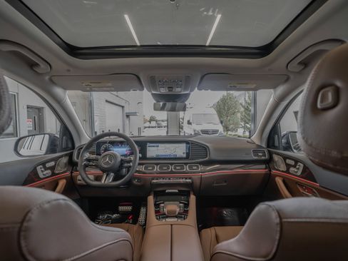 New 2026 Mercedes-Benz GLS 450 4MATIC image 27