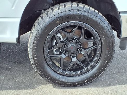 Used 2024 Ford F150 XLT w/ Tow/Haul Package AWD/4WD image 9
