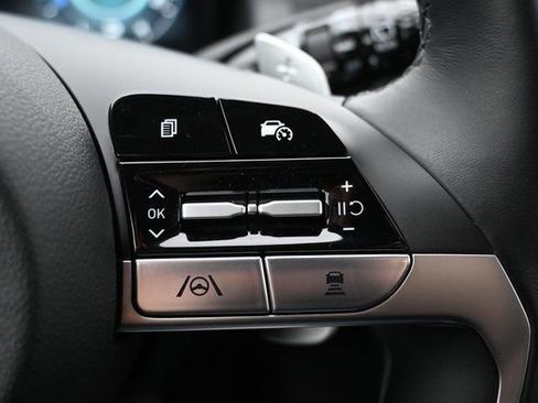 Used 2024 Hyundai Tucson Limited image 37