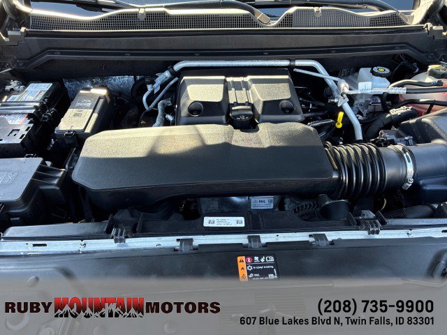 Used 2025 Chevrolet Colorado Trail Boss AWD/4WD image 27