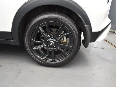 Used 2024 Nissan Kicks SV FWD image 35