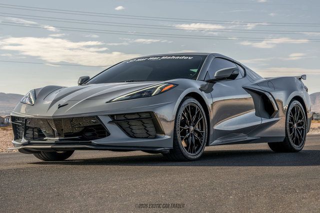 Used 2025 Chevrolet Corvette Stingray Premium Cpe w/ Z51 Performance Package RWD image 21