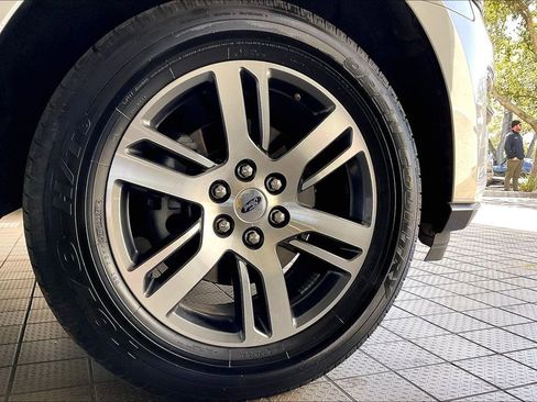 Used 2024 Ford Expedition Limited image 36