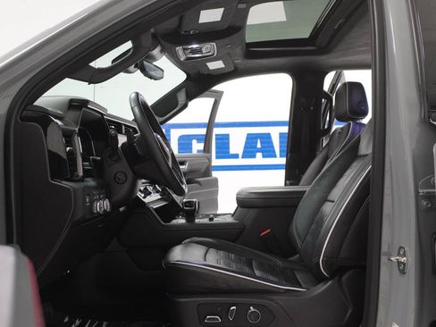 Used 2024 GMC Sierra 1500 AT4X AWD/4WD image 14