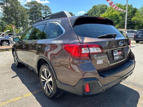 Used 2019 Subaru Outback 3.6R Limited AWD/4WD image 7