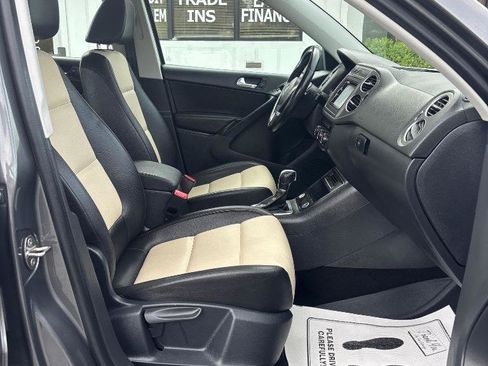 Used 2016 Volkswagen Tiguan S FWD image 33
