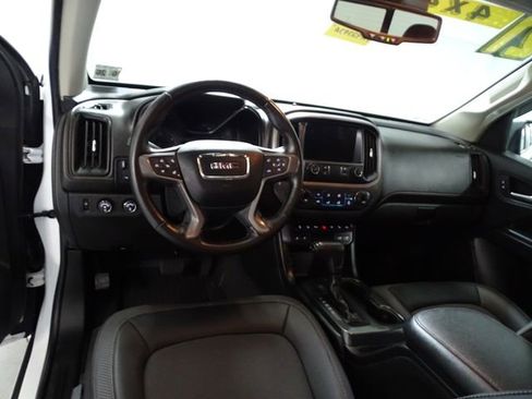 Used 2021 GMC Canyon AT4 w/ Driver Alert Package AWD/4WD image 5