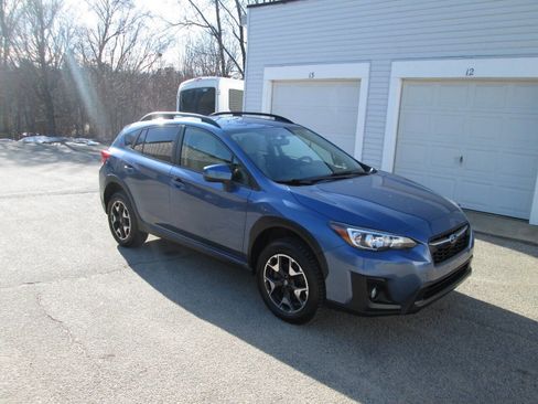 Used 2019 Subaru Crosstrek 2.0i Premium image 2