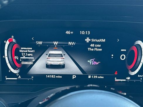 Certified 2024 Nissan Pathfinder Platinum w/ Cargo Package FWD image 41