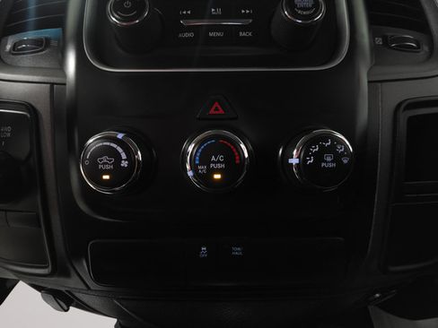 Used 2017 RAM 1500 ST w/ SXT Appearance Group AWD/4WD image 19