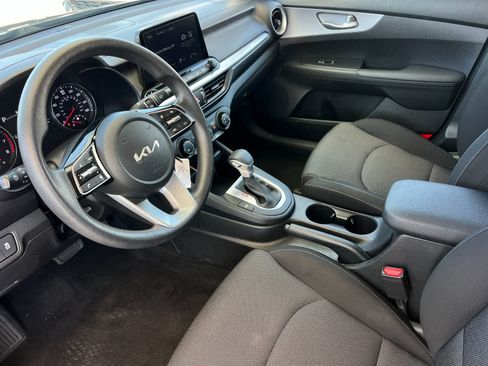 Used 2024 Kia Forte LXS FWD image 12