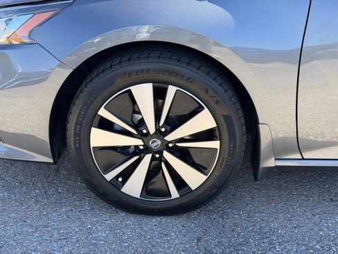 Used 2021 Nissan Altima 2.5 SL image 9