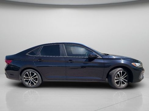 Used 2022 Volkswagen Jetta Sport FWD image 23