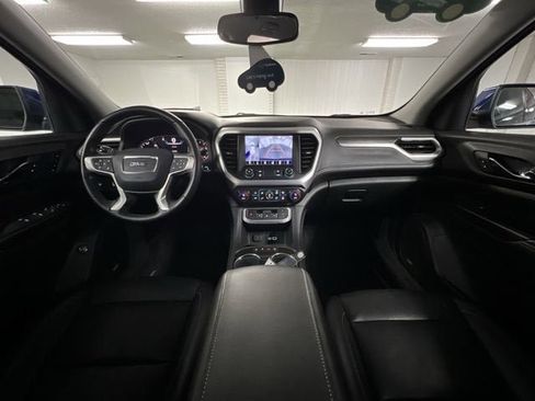 Certified 2023 GMC Acadia SLT w/ Technology Package image 20