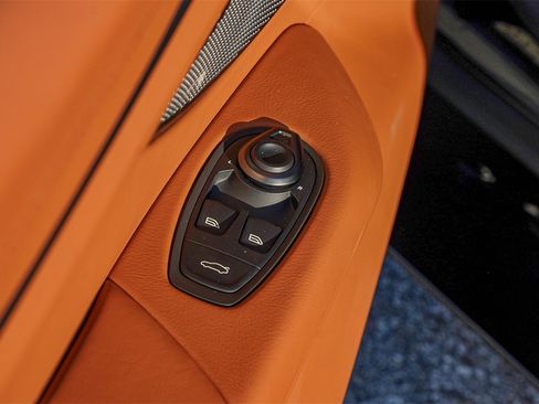 New 2026 Aston Martin V8 Vantage Roadster image 32