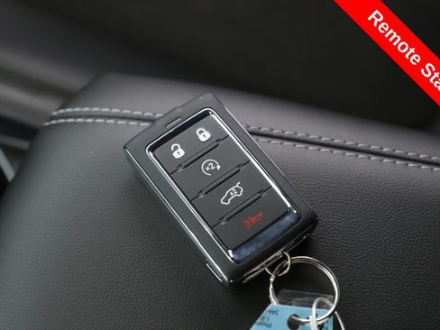 Used 2026 Jeep Grand Cherokee L 4WD image 3