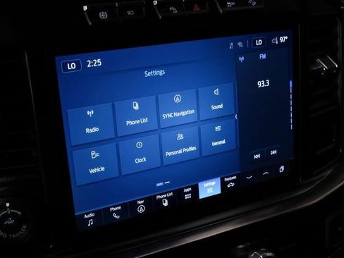 Used 2023 Ford F350 Lariat w/ Lariat Ultimate Package AWD/4WD image 32