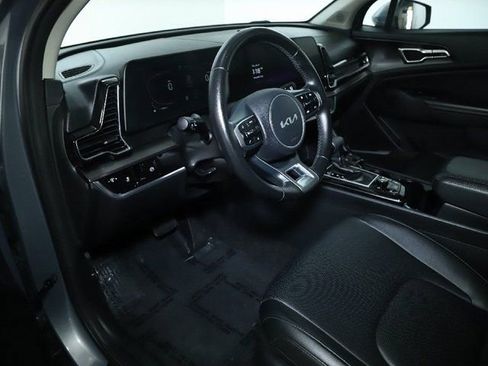 Used 2023 Kia Sportage EX FWD image 17