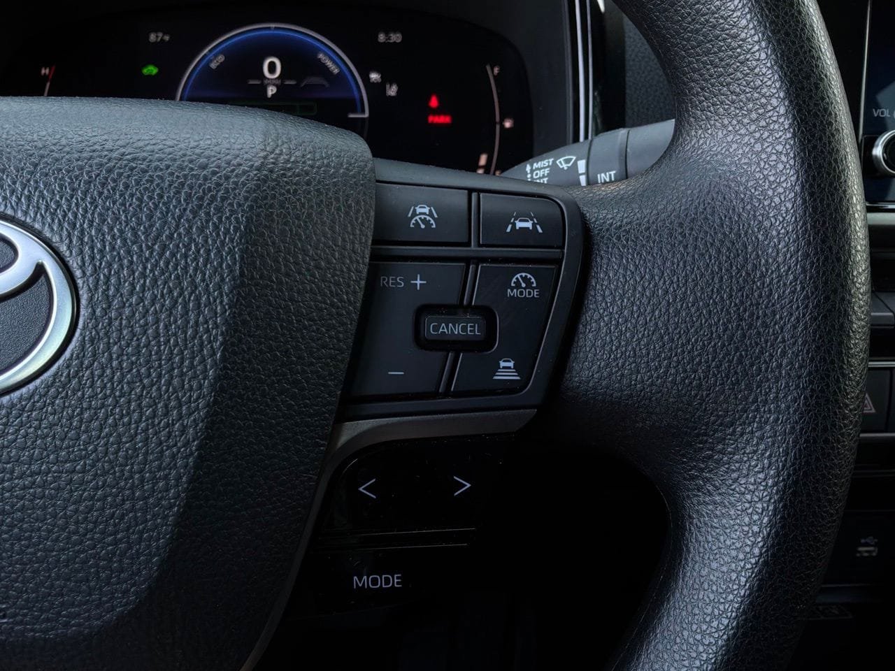 Used 2026 Toyota Camry LE FWD image 36