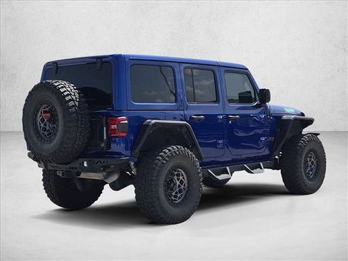 Used 2018 Jeep Wrangler Unlimited Sahara w/ Quick Order Package 24M Moab AWD/4WD image 5