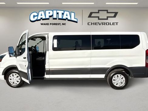 Used 2023 Ford Transit 350 XLT image 13