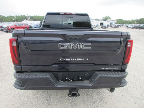 New 2026 GMC Sierra 2500 Denali Ultimate w/ Max Trailering Package AWD/4WD image 6