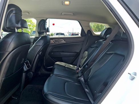 Used 2023 Kia Sportage EX FWD image 10