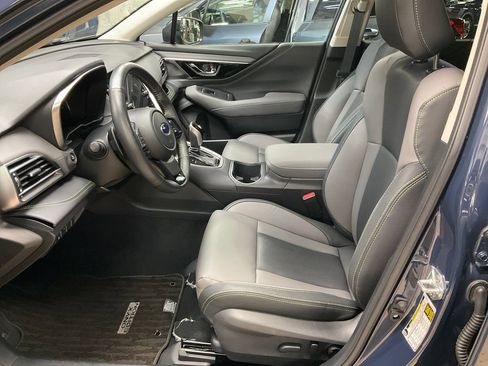 Used 2025 Subaru Outback Onyx Edition AWD/4WD image 15