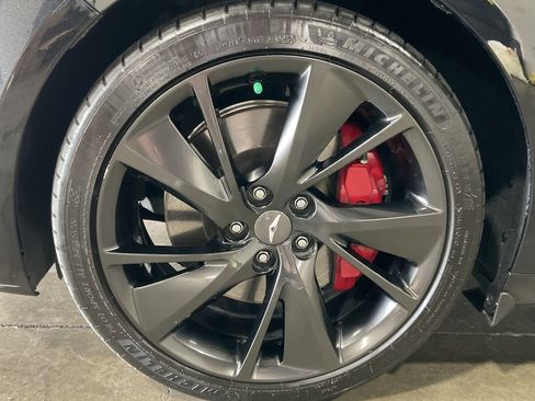Used 2023 Genesis G70 3.3T w/ Sport Prestige Package AWD/4WD image 12