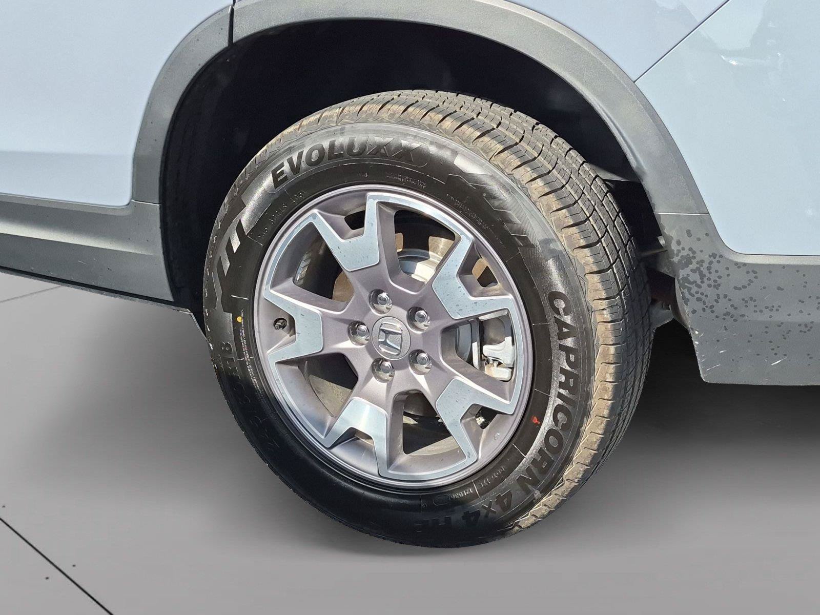Certified 2023 Honda Passport TrailSport image 34