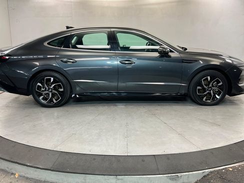 Used 2024 Hyundai Sonata SEL FWD image 6