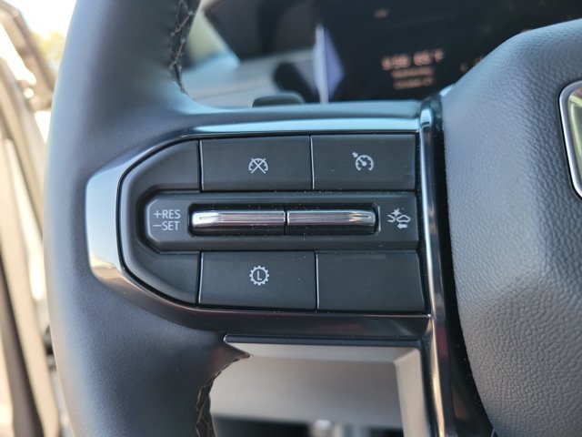 Used 2026 GMC Acadia AT4 w/ Luxury Package AWD/4WD image 29