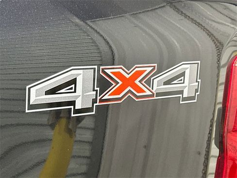Used 2024 Ford F250 Lariat w/ Chrome Package image 29