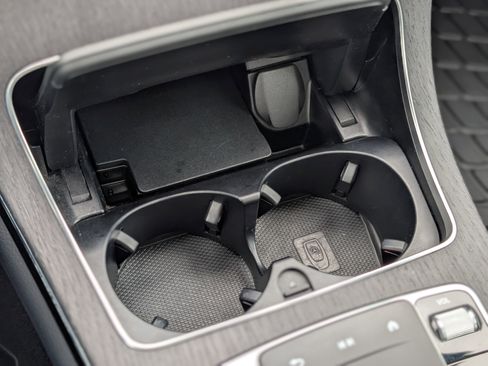 Used 2022 Mercedes-Benz GLC 300 4MATIC image 28