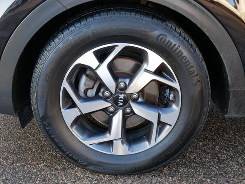 Used 2020 Kia Sportage LX w/ LX Popular Package image 15