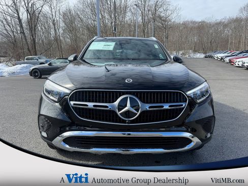 Used 2026 Mercedes-Benz GLC 300 4MATIC image 3