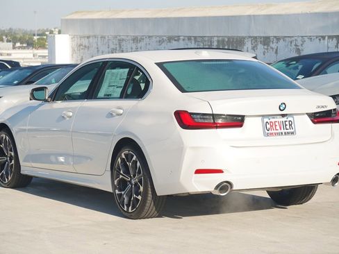 Used 2025 BMW 330i Sedan w/ Convenience Package RWD image 7