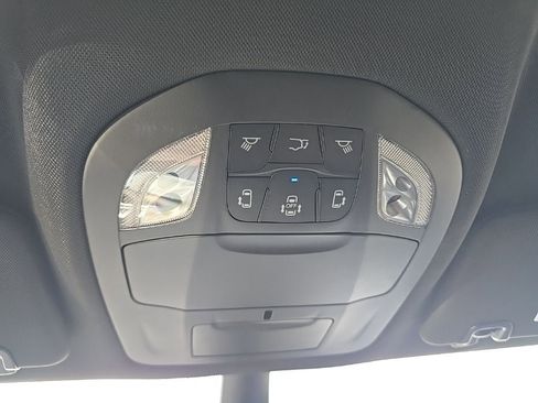 New 2026 Chrysler Pacifica Select image 33