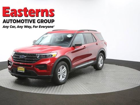 Used 2021 Ford Explorer XLT image 55