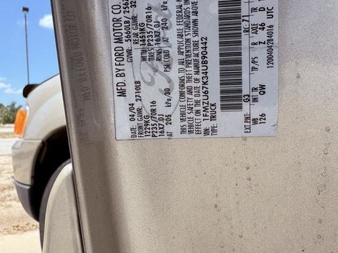 Used 2004 Ford Explorer Sport Trac 2WD image 45