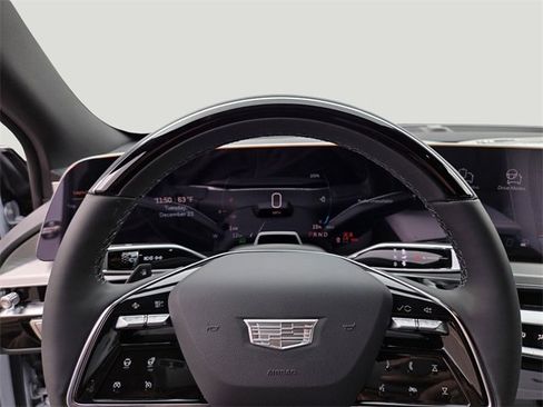 New 2026 Cadillac Lyriq Sport image 10