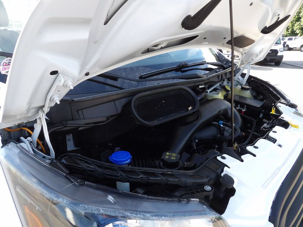 Used 2019 Ford Transit 250 138 RWD image 30