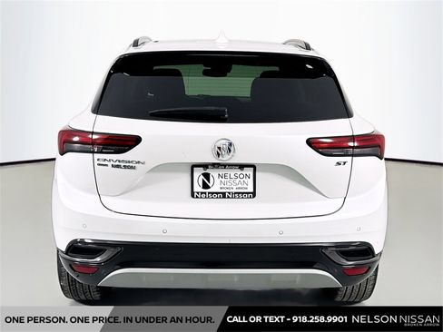 Used 2023 Buick Envision Essence w/ Technology Package I image 6