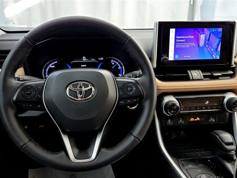 Certified 2024 Toyota RAV4 XLE image 27